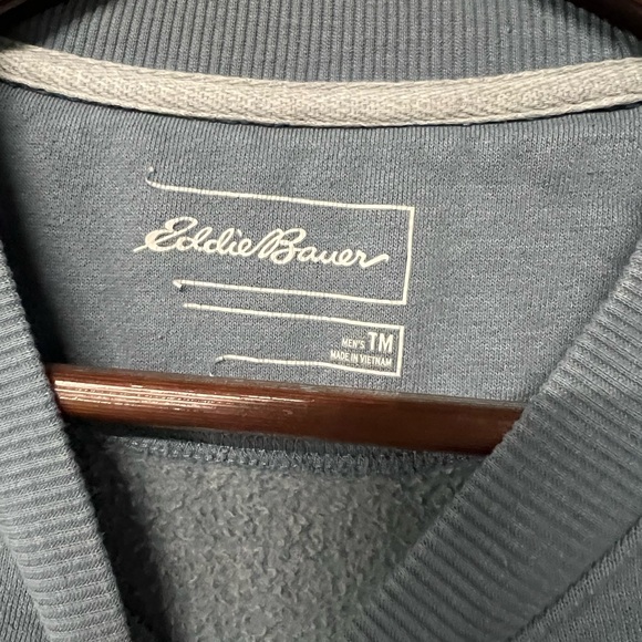 Eddie Bauer Men's Blue Crewneck Sweater - Picture 2 of 3